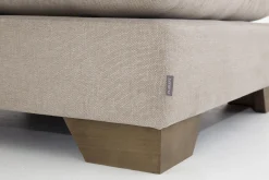 Flamant Adelaide, Hocker, Fix