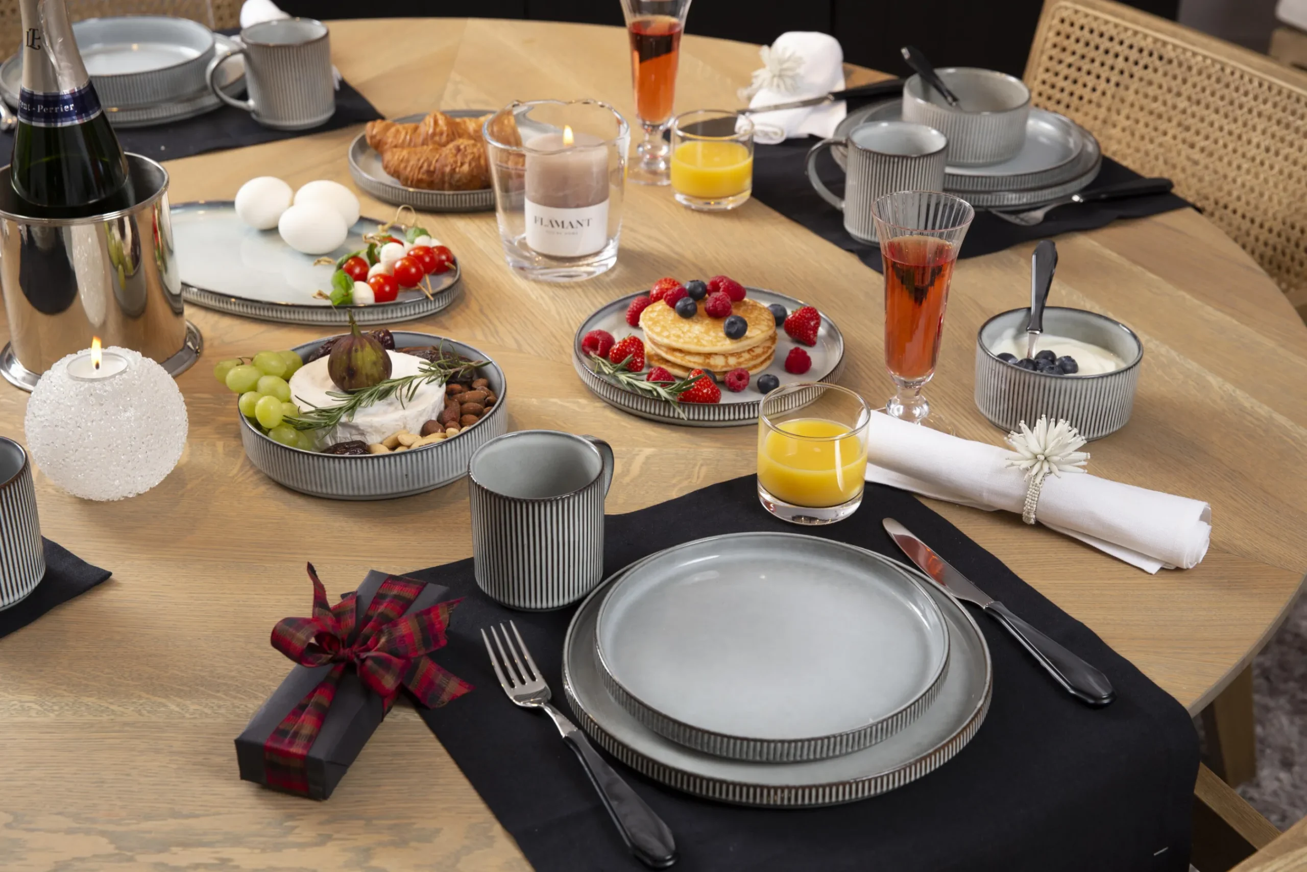 Flamant Architecto, Bord, Keramiek, Grijs, 25,5Cm