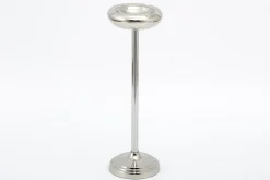 Flamant Carlton, Asbak, Te Voet