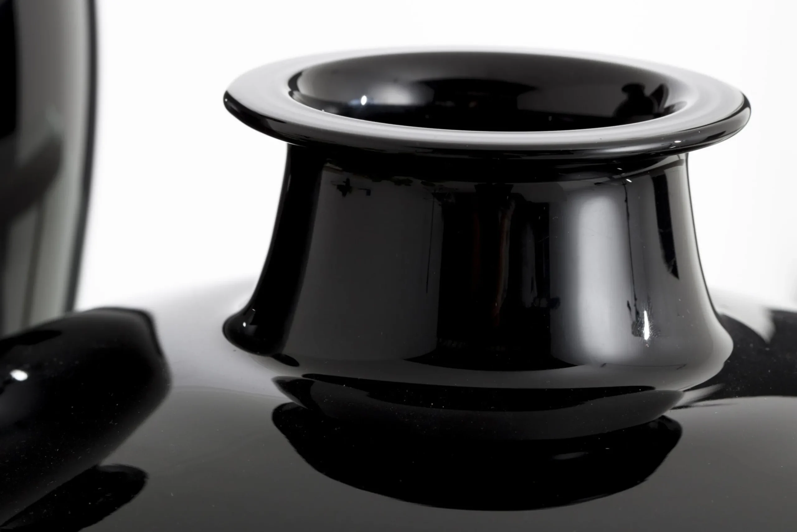 Flamant Chiaz, Vaas, Glas, Zwart