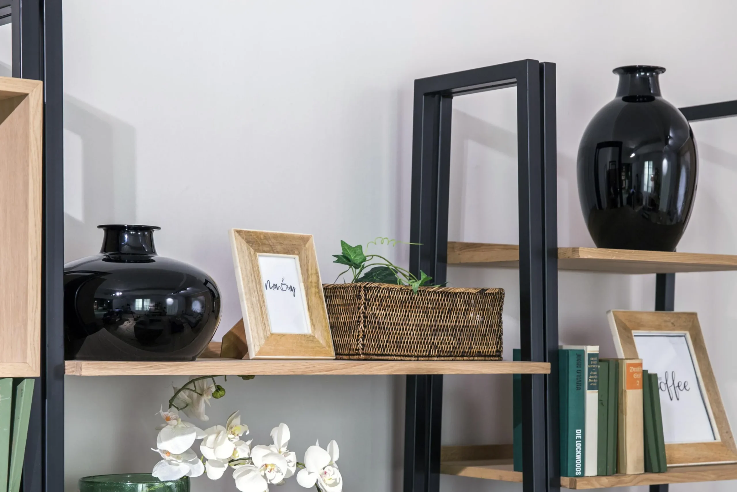 Flamant Chiaz, Vaas, Glas, Zwart