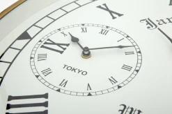 Flamant Claudel, Wandklok