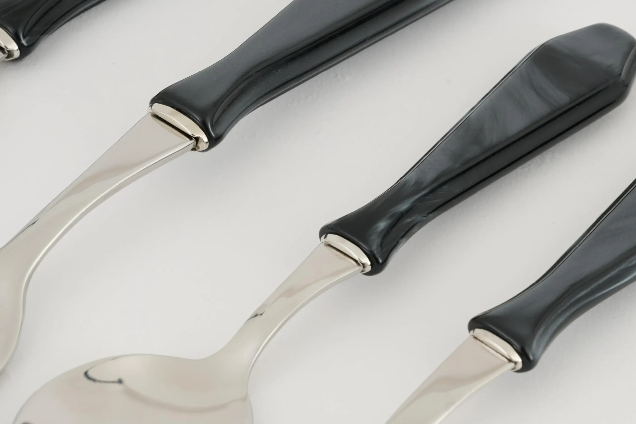 Flamant Coline, Tafellepel