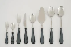 Flamant Coline, Tafellepel