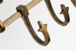 Flamant Fay, Kapstok