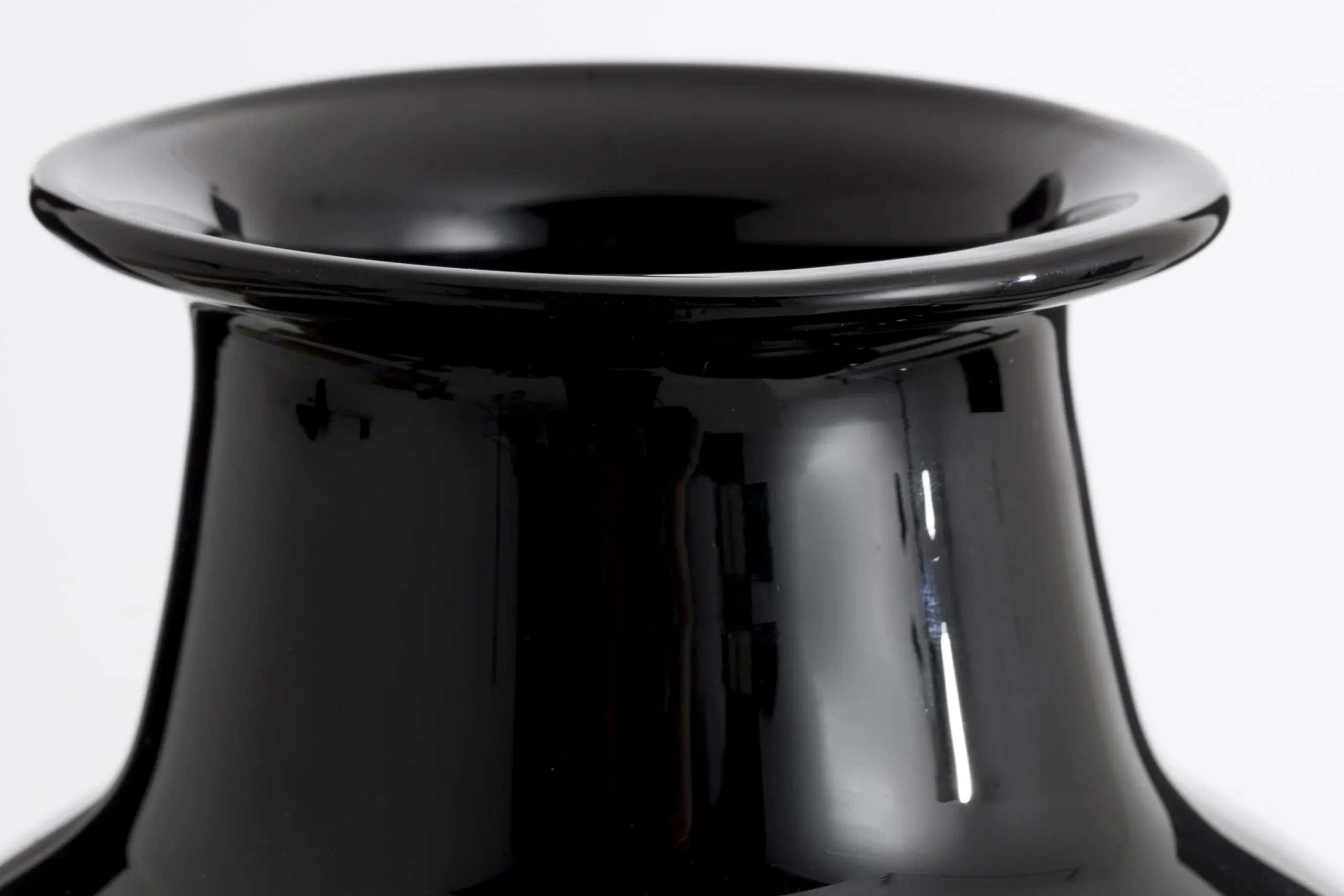 Flamant Griegos, Vaas, Glas, Zwart