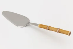 Flamant Hadis, Caker-Server