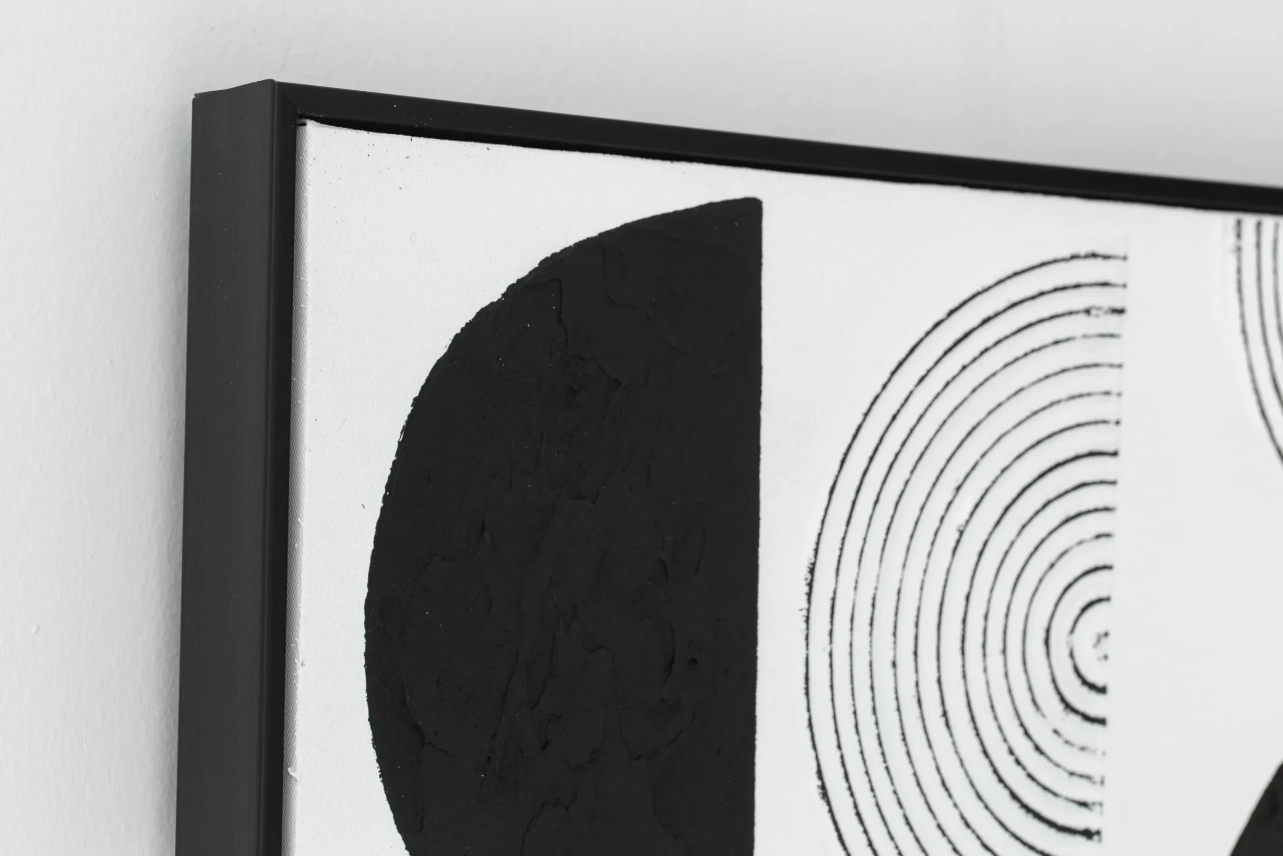 Flamant Hera, Kunst Aan De Muur