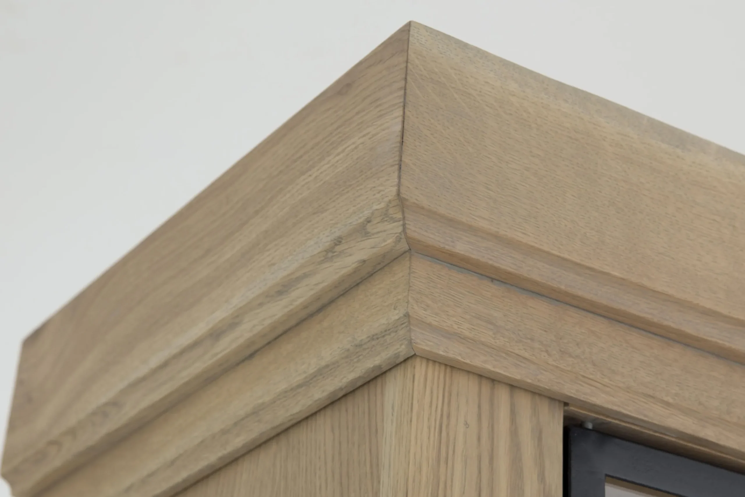 Flamant Ijzeren Jason, Kast, Verweerd Eikenhout, 2 Ijzeren Deuren