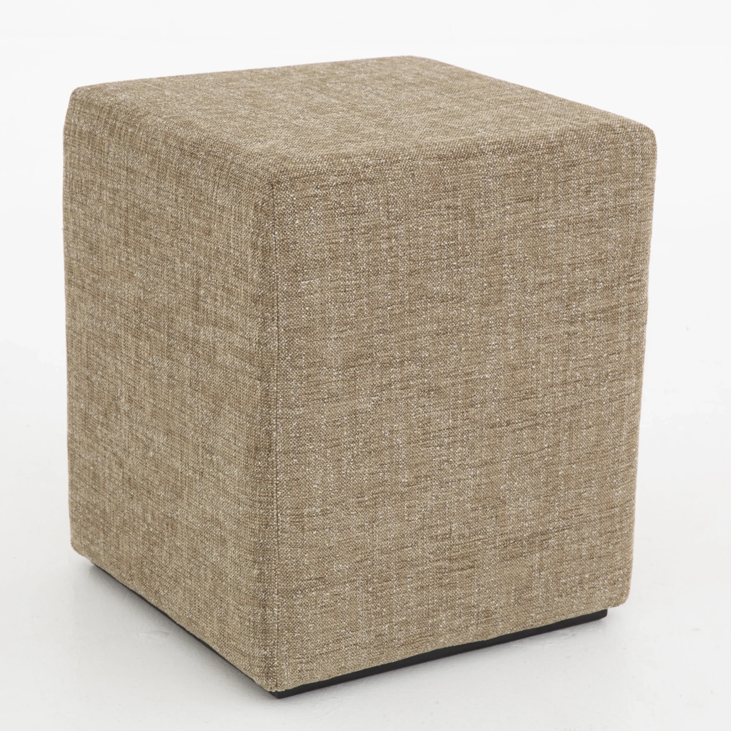 Flamant Kubus, Voetenbank, Fix