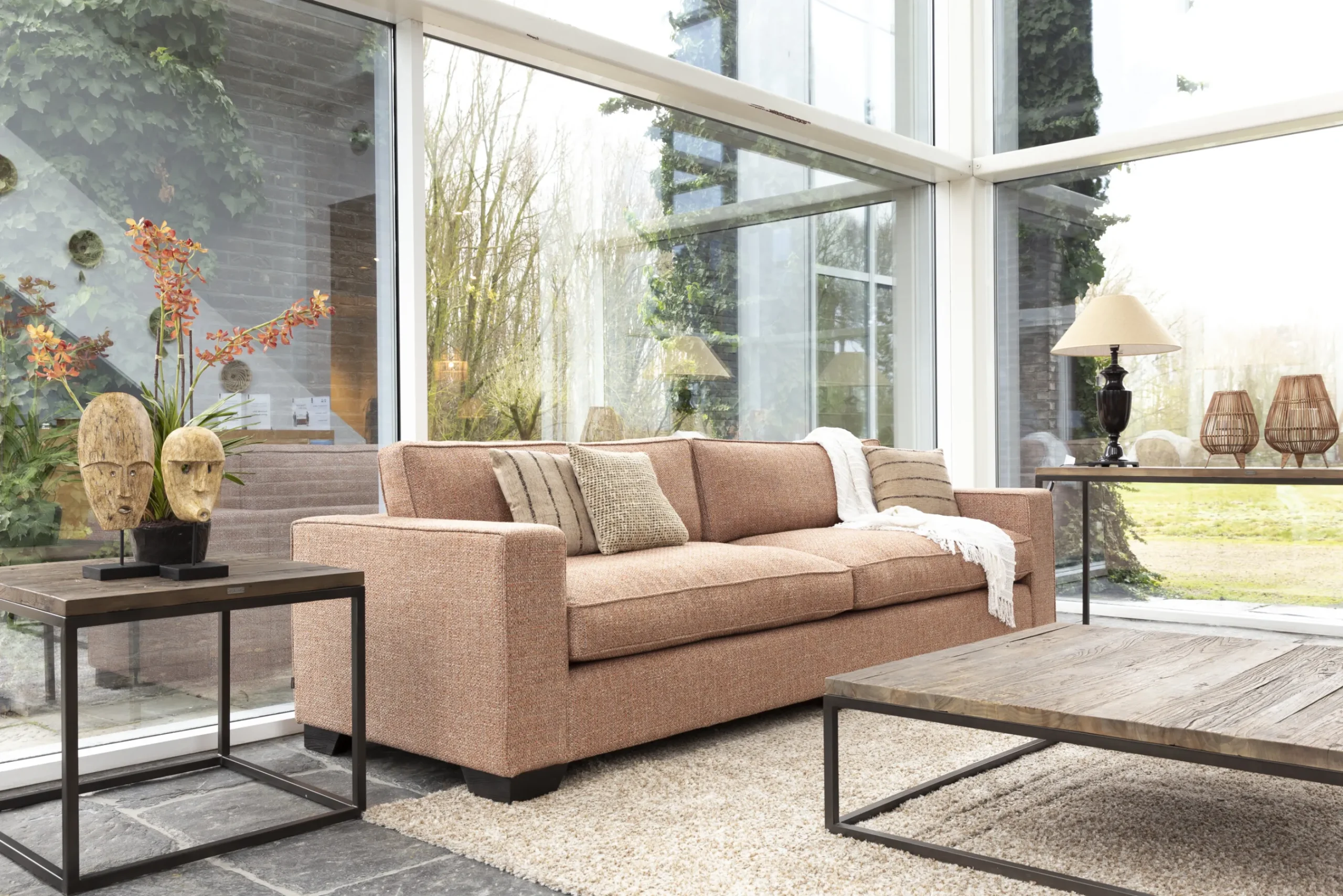 Flamant Lilli, Masker, Te Voet