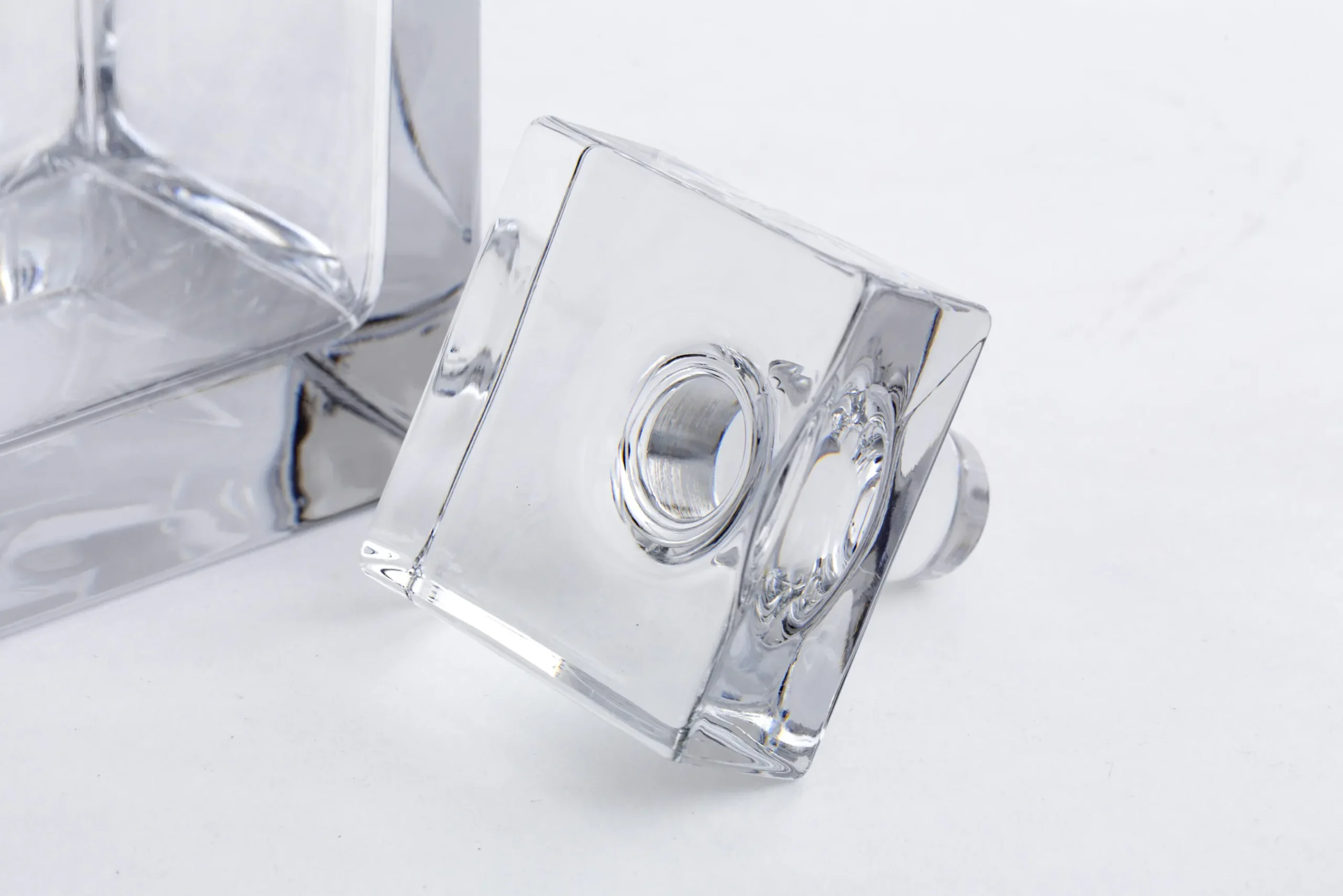 Flamant Mariska, Karaf, Glas