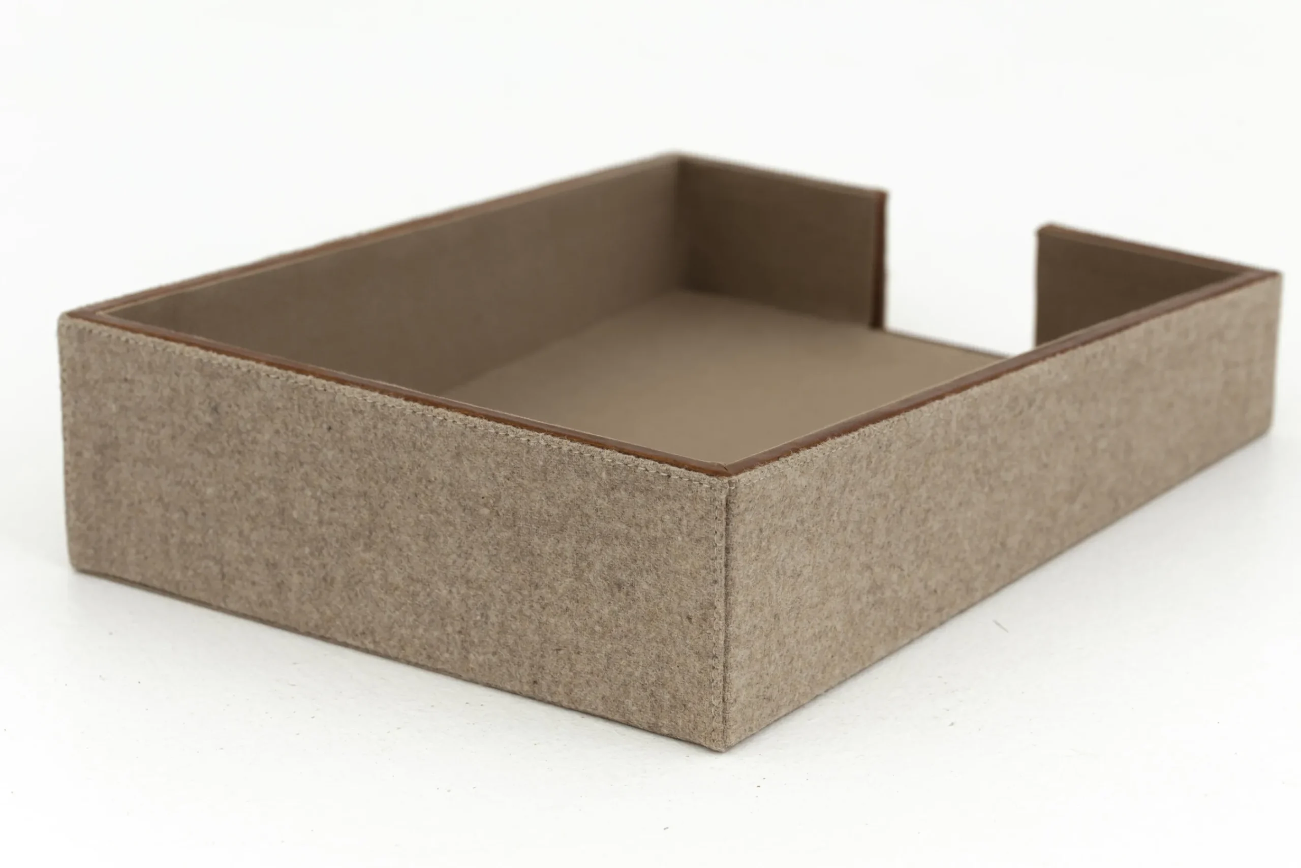 Flamant Milburn, Papierlade, Wol En Leer