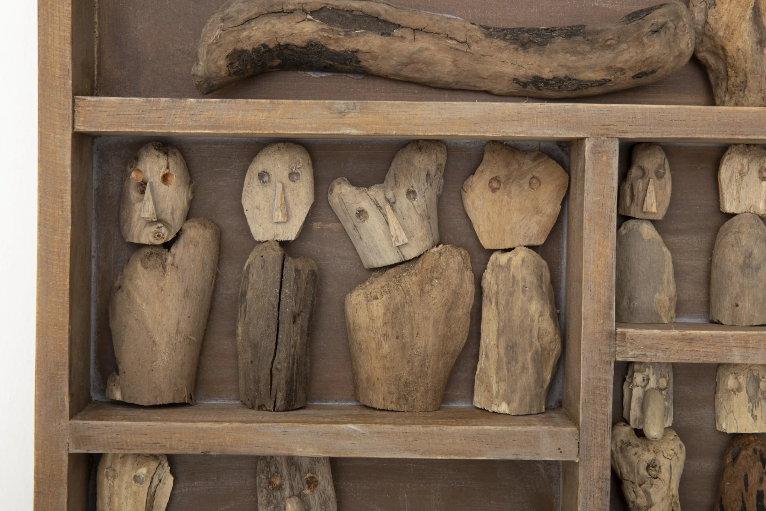 Flamant Mily, Wandpaneel, Model 2