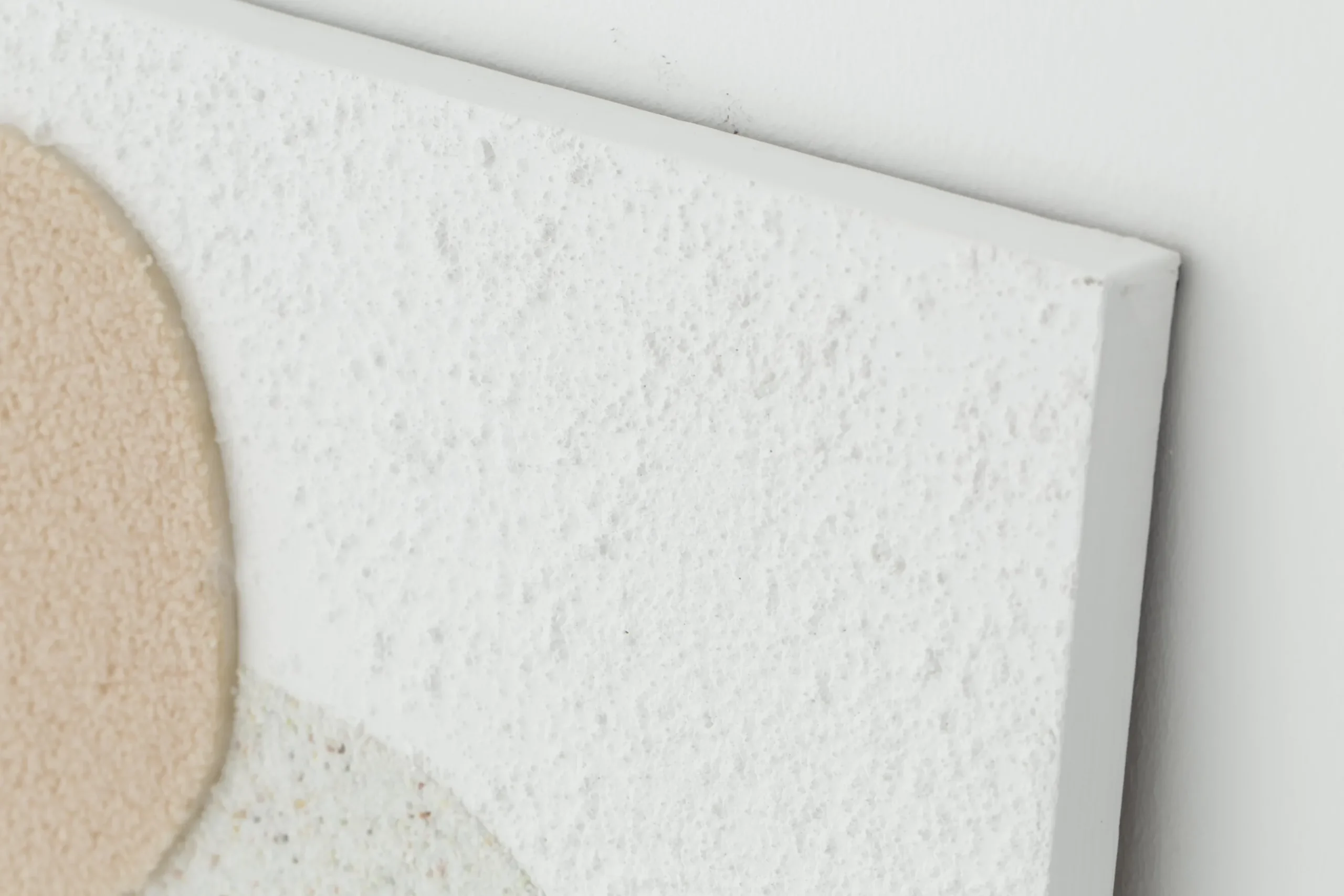 Flamant Minturi, Kunst Aan De Muur