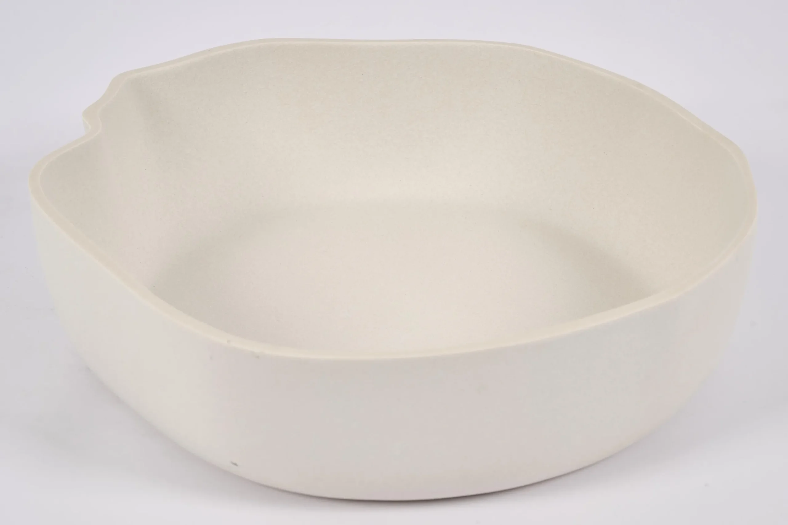 Flamant Sarino, Kom, Keramiek