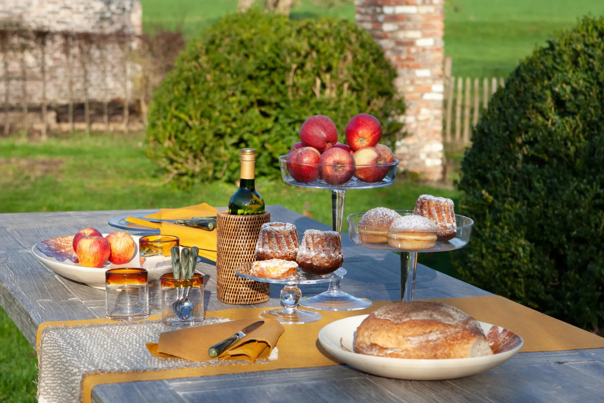 Flamant Togo, Flessenhouder, Riet