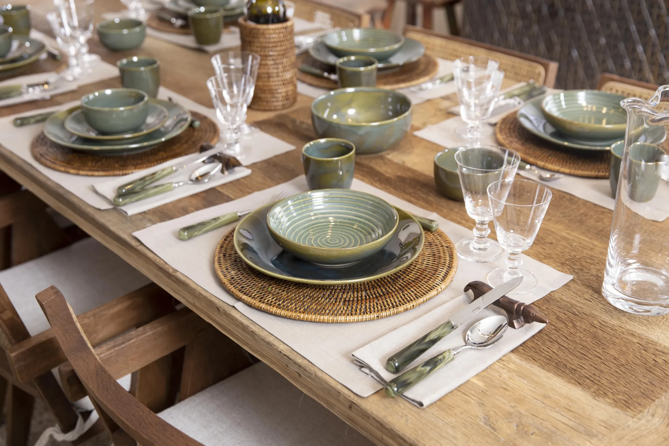 Flamant Togo, Onderplaat, Riet, Rond