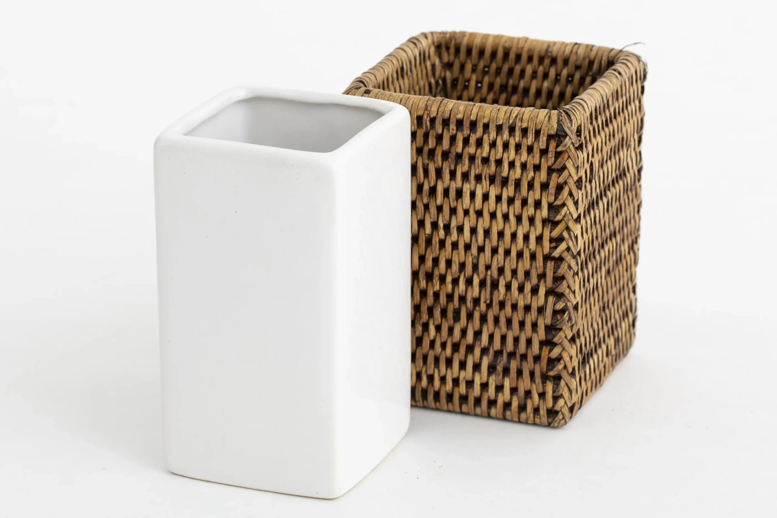 Flamant Togo, Tandpastahouder, Riet