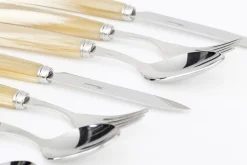 Flamant Tondo, Visvork