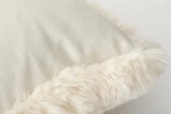 Flamant Veronica, Kussen, Namaakbont